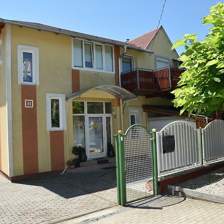 Gyenesi Virag Apartman Gyenesdias Exterior photo