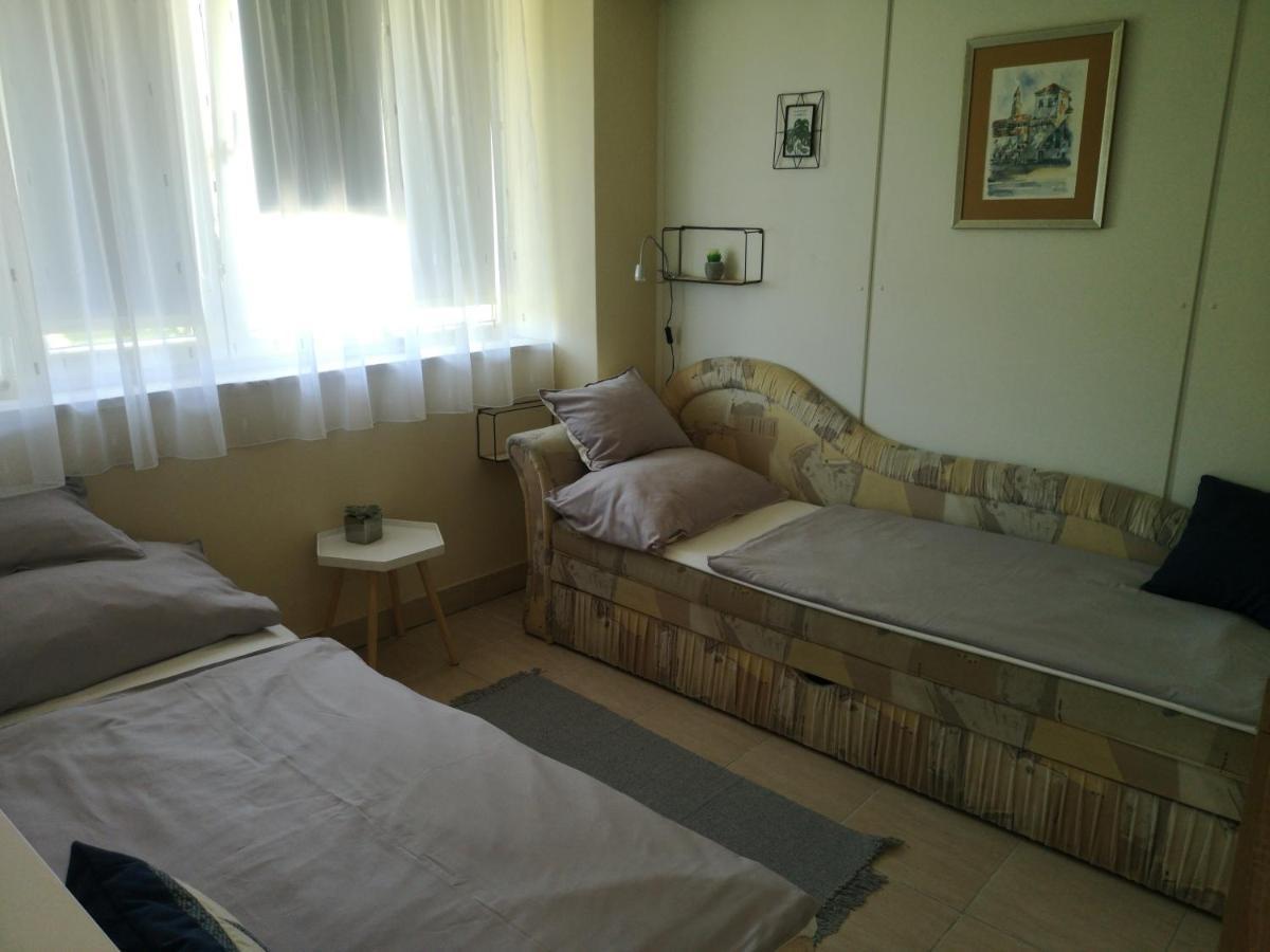 Gyenesi Virag Apartman Gyenesdias Room photo
