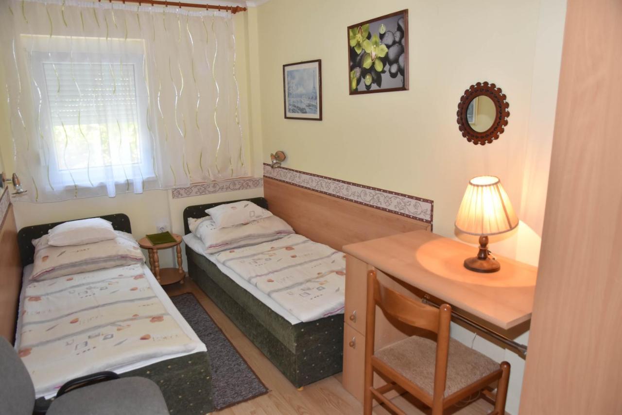 Gyenesi Virag Apartman Gyenesdias Exterior photo
